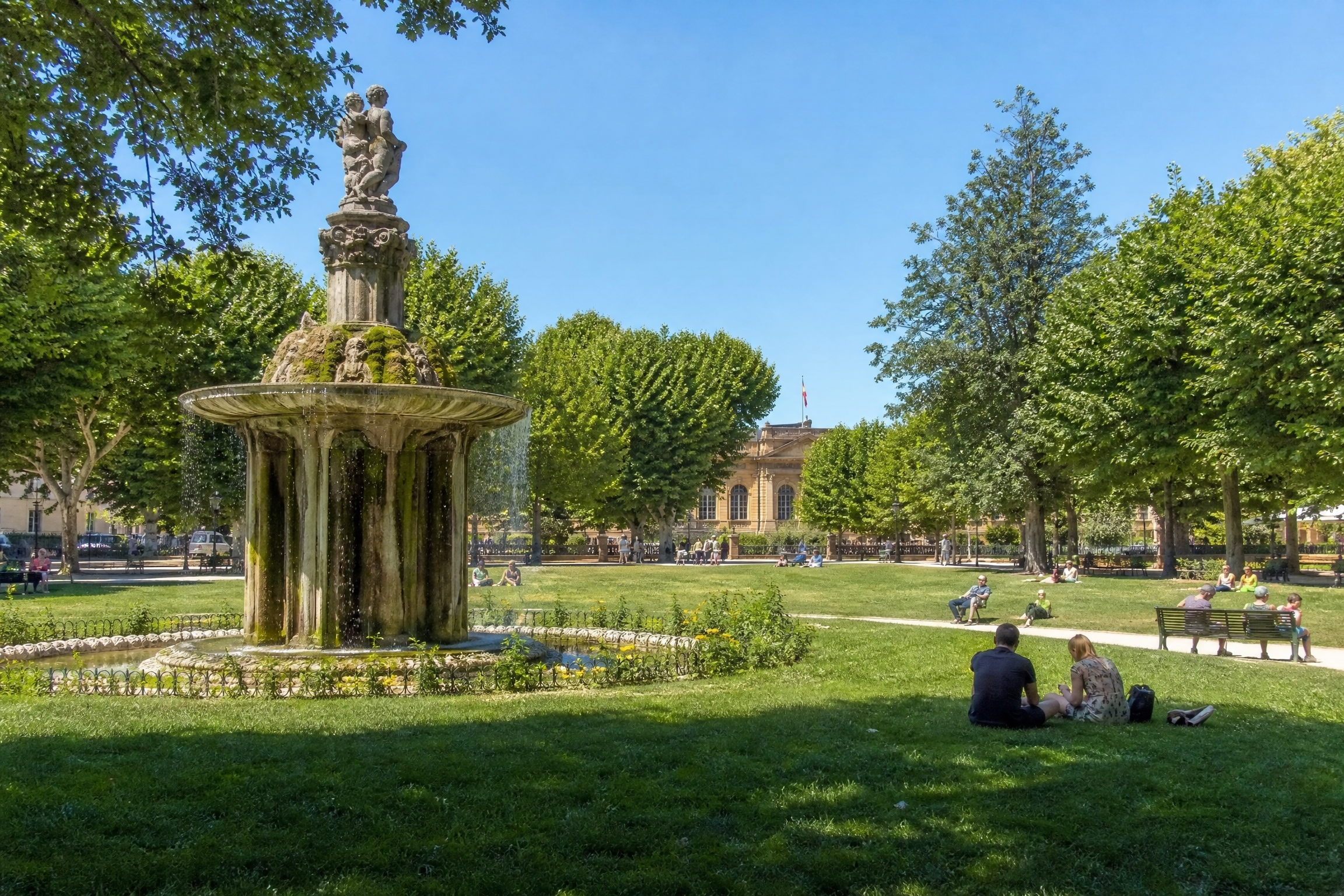 Parc d'Aix-en-Provence pour une rencontre senior