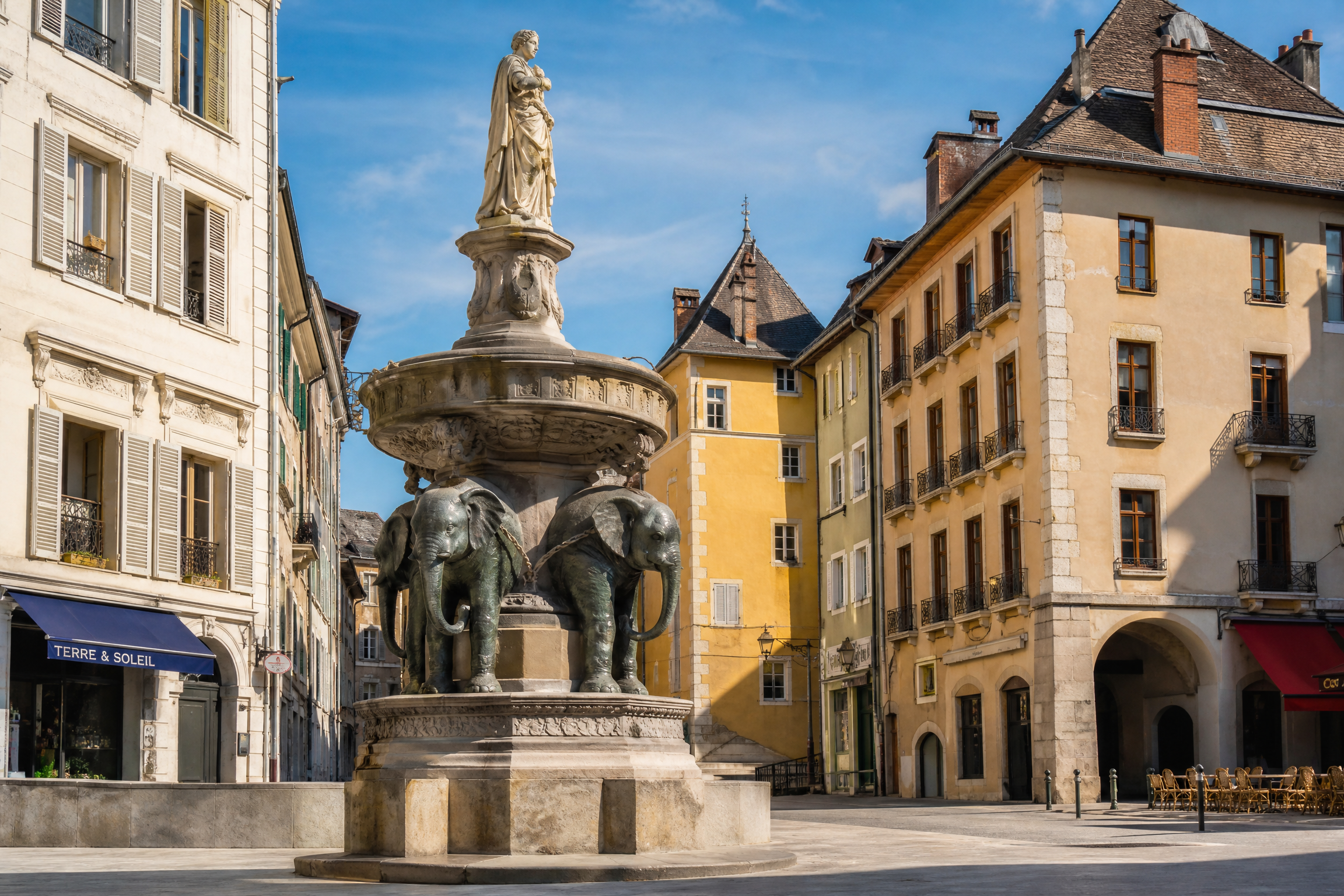 Fontaine des Éléphants à Chambéry pour une rencontre senior