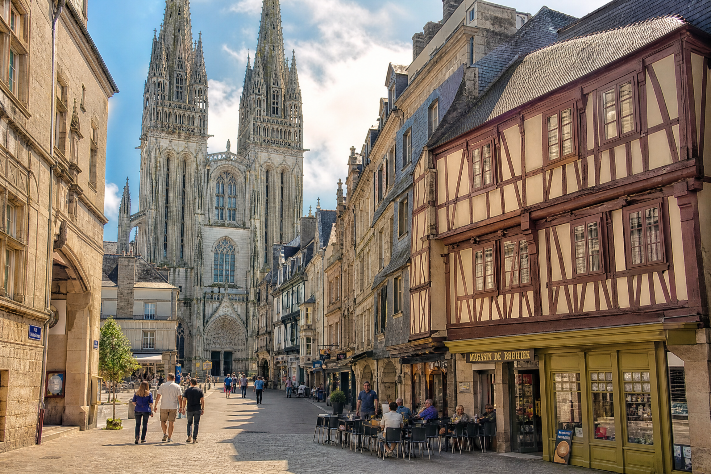 Cathédrale de Quimper pour une rencontre senior